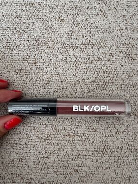 Black Opal Matte Liquid Lipstick - CHIC MAUVE (Deep Mauve)